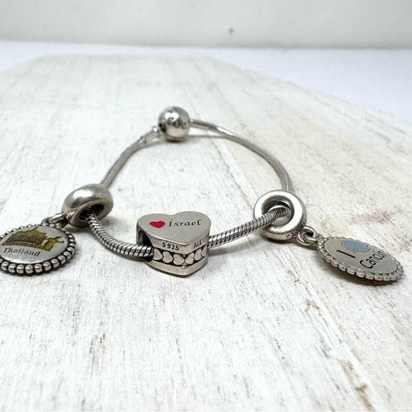 Authentic PANDORA 3 charm “travel” themed sterling silver bracelet - Picture 5 of 10